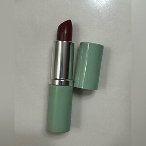 Clinique different lipstick a different grape